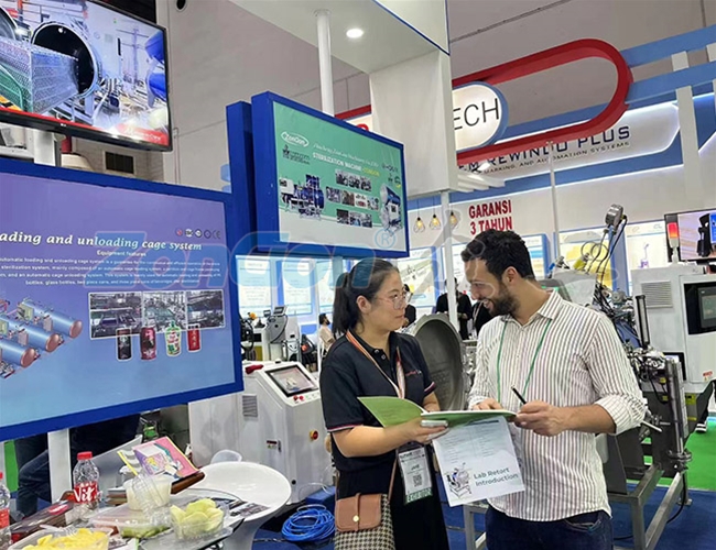 印尼展會現(xiàn)場