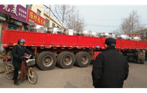 10臺(tái)500L可傾式夾層鍋發(fā)貨現(xiàn)場(chǎng)